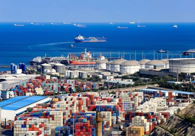 「重磅」大連經(jīng)濟(jì)技術(shù)開發(fā)區(qū)闖入全國(guó)經(jīng)開區(qū)30強(qiáng)，大連產(chǎn)業(yè)發(fā)展迎來(lái)新里程碑